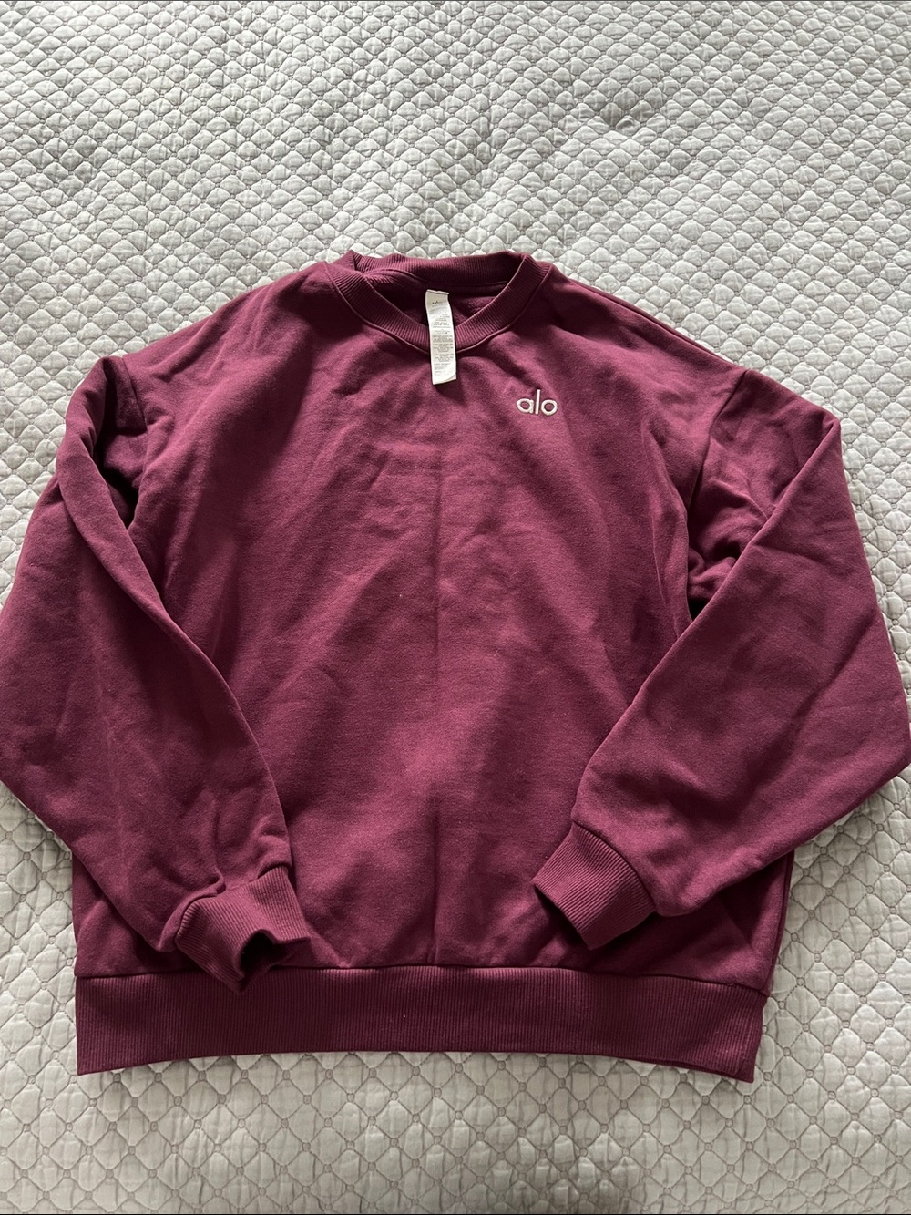 ALO Yoga Women’s Crewneck Sweatshirt - burgundy